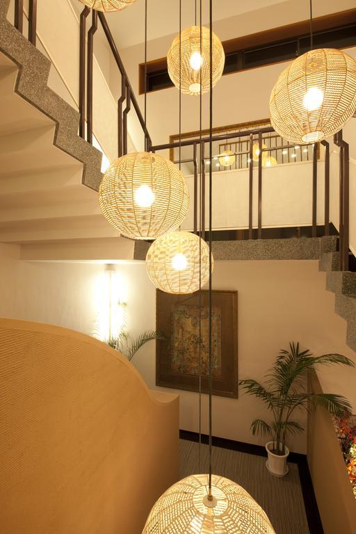 Kikunoya Hotel Хатсукаичи Екстериор снимка