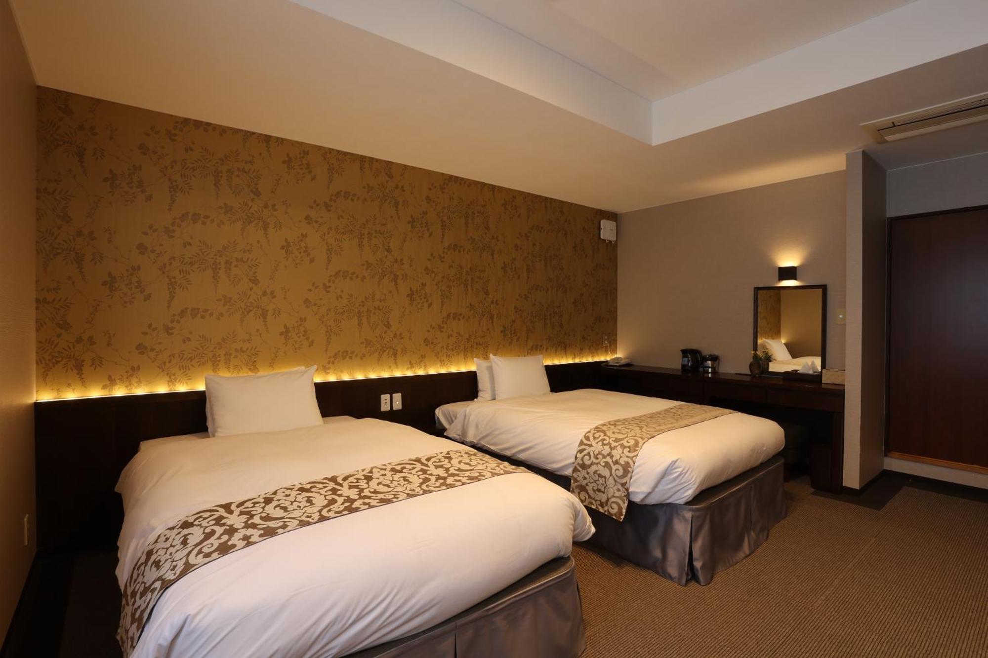 Kikunoya Hotel Хатсукаичи Екстериор снимка
