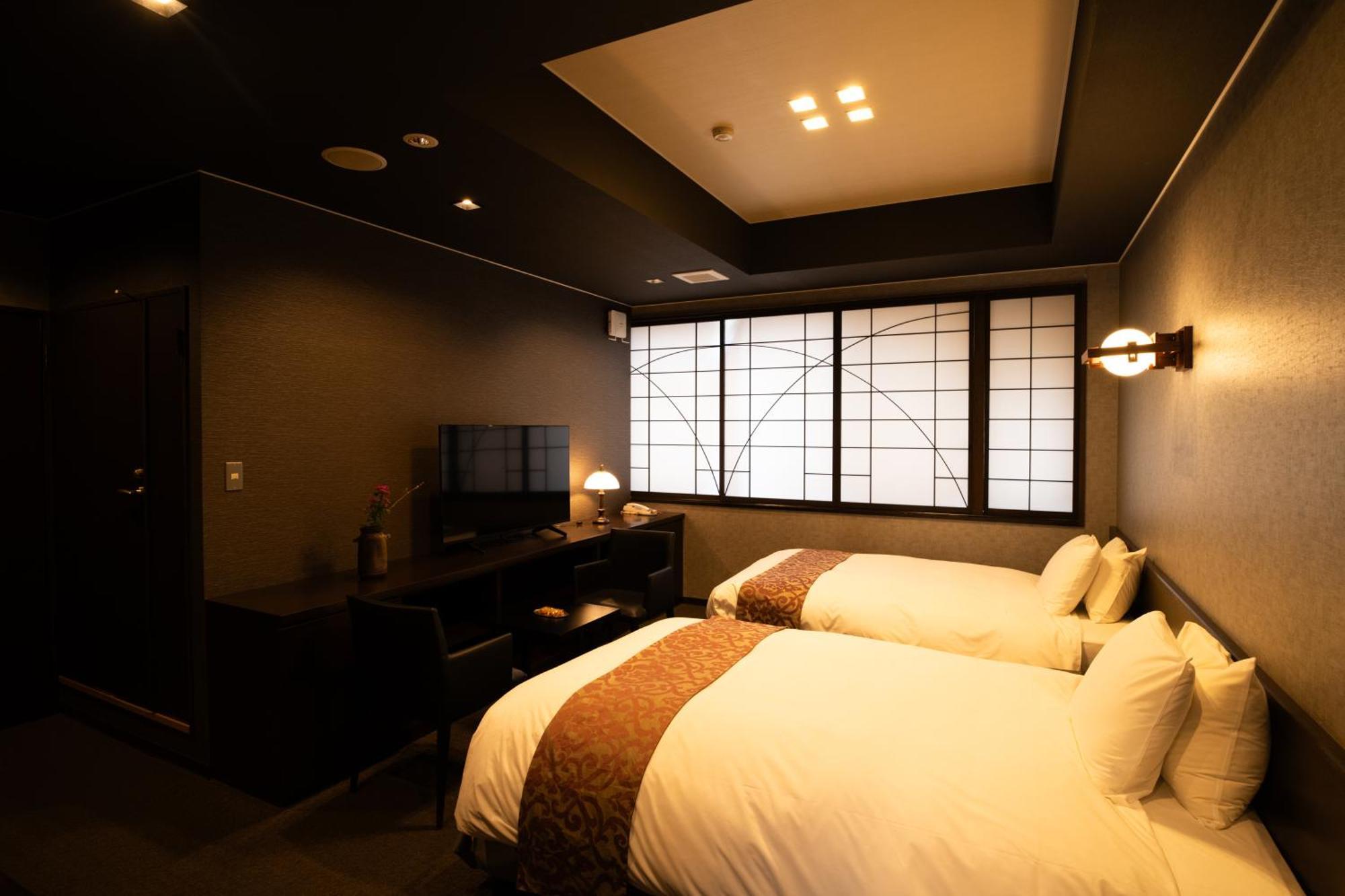 Kikunoya Hotel Хатсукаичи Екстериор снимка