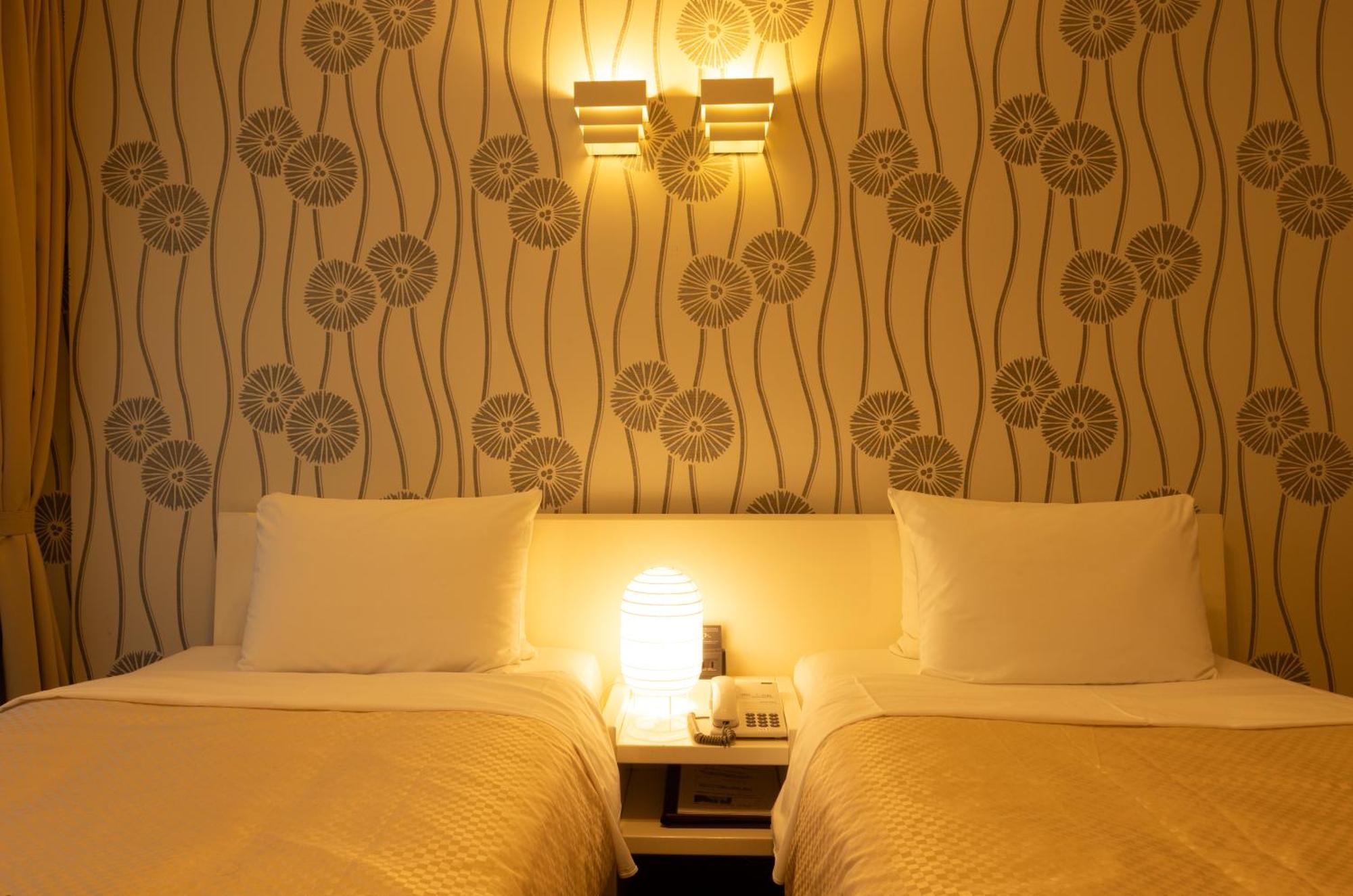 Kikunoya Hotel Хатсукаичи Екстериор снимка
