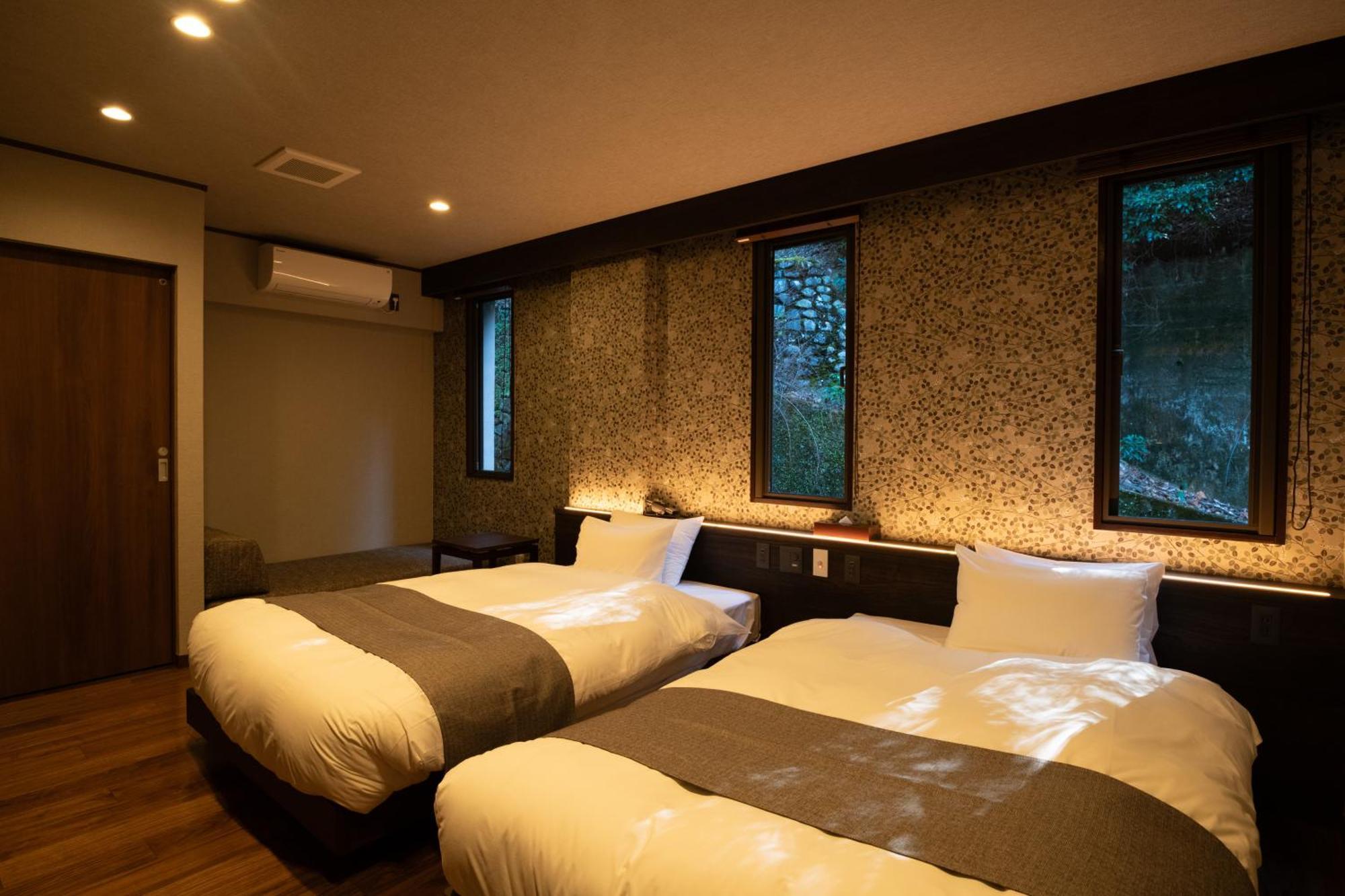Kikunoya Hotel Хатсукаичи Екстериор снимка