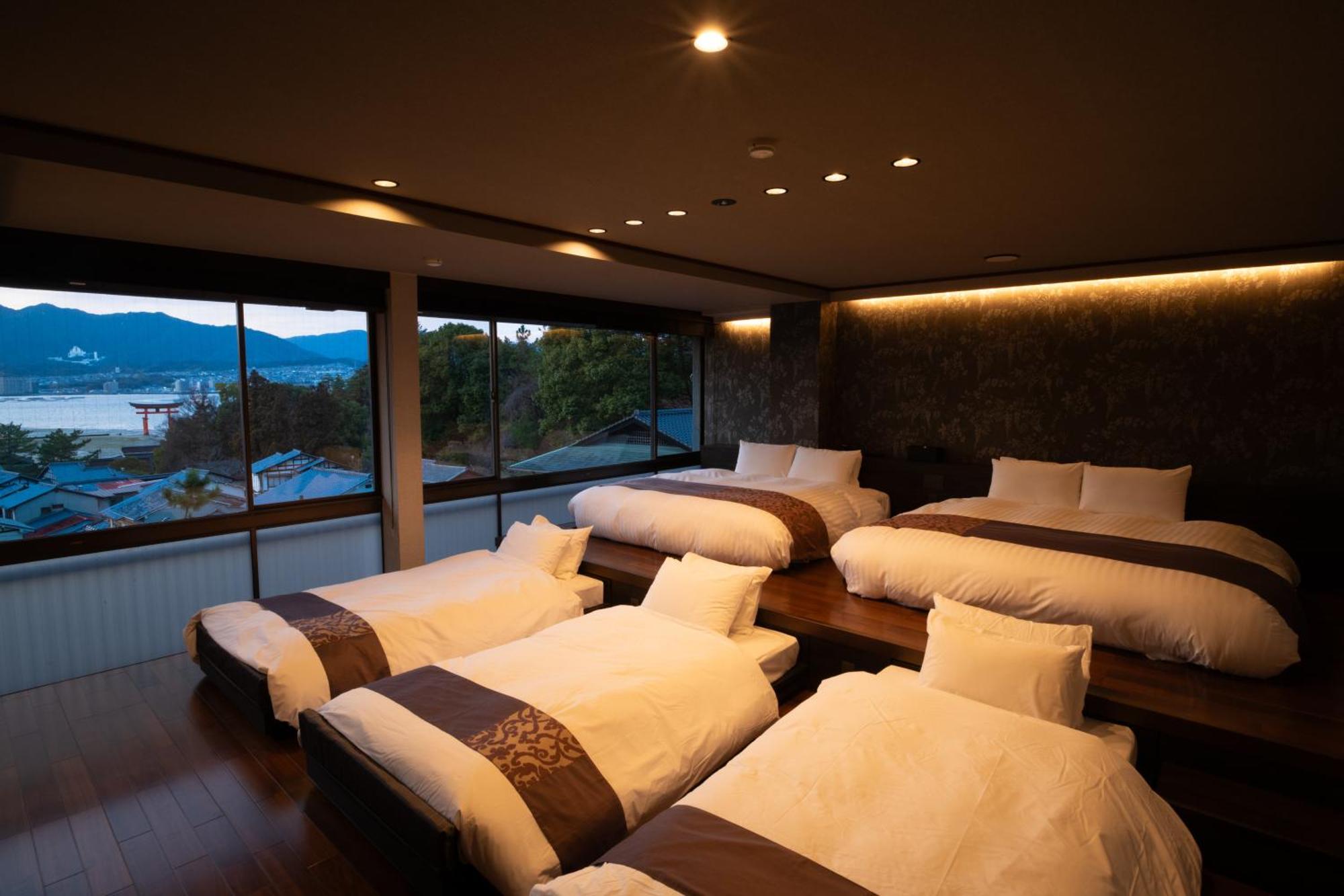 Kikunoya Hotel Хатсукаичи Екстериор снимка