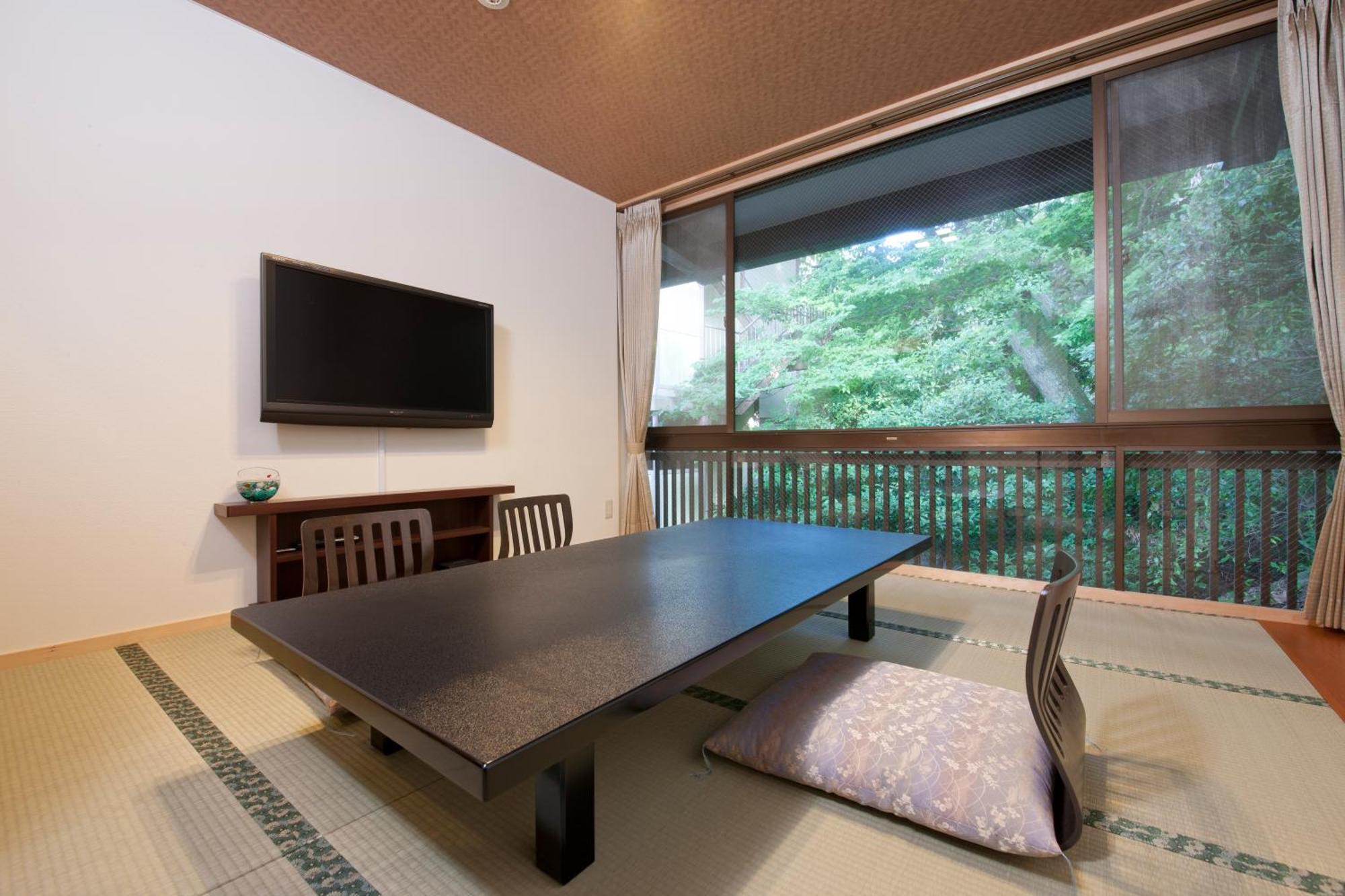 Kikunoya Hotel Хатсукаичи Екстериор снимка
