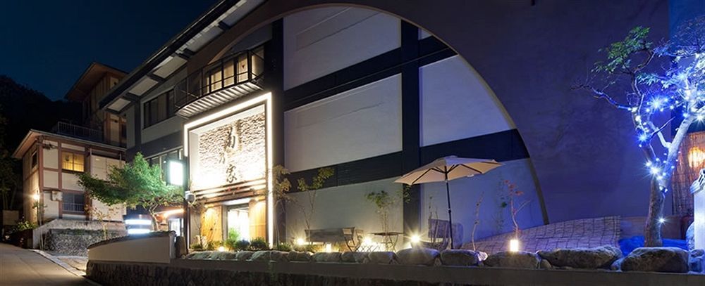 Kikunoya Hotel Хатсукаичи Екстериор снимка